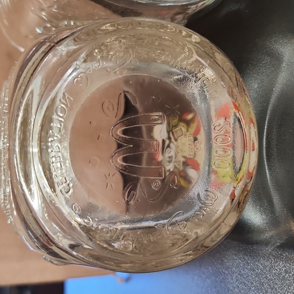 Set of 3 (not complete) Mcdonalds Disney parks glasses please read description - Picture 9 of 17